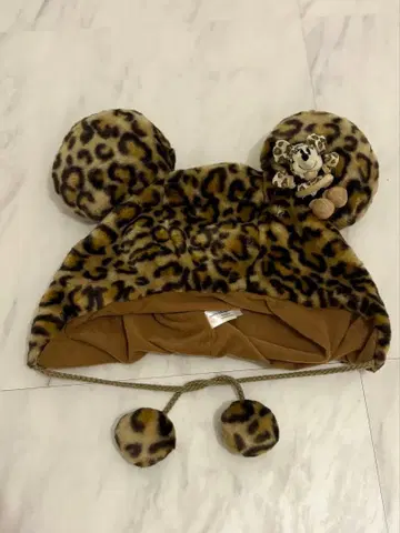 디즈니 레오파드 무늬 팬캡