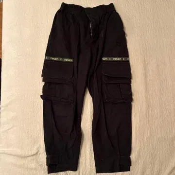 MISHKA 블랙 카고 팬츠