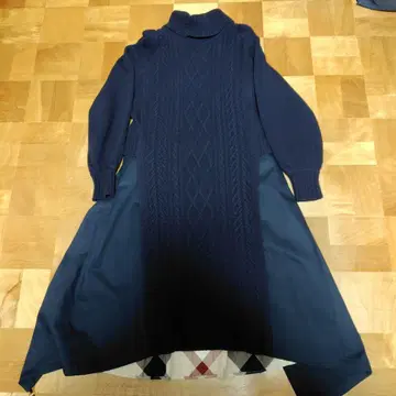 미사용 새상품 Blue Label EZUMi 네이비 니트 원피스