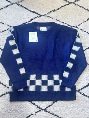 SEVESKIG 네이비 체크 무늬 스웨터 L 차커 플래그