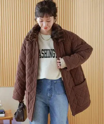 미사용 새상품 브라운 퀼팅 패딩 자켓 퍼 카라 부착