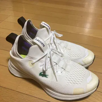 LACOSTE 화이트 스니커즈
