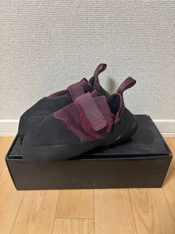 So iLL 클라이밍 신발