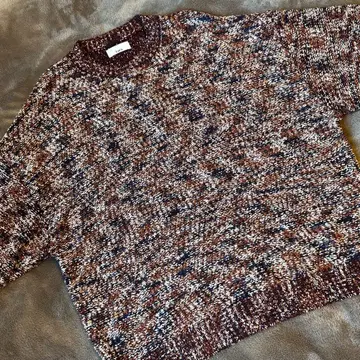 Lui's 빅 실루엣 믹스 컬러 니트