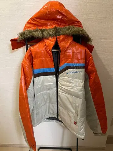 오렌지 실버 다운 자켓 후드 부착