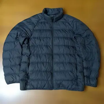 유니클로 울트라 라이트 다운 자켓 3D 컷 XL 블랙