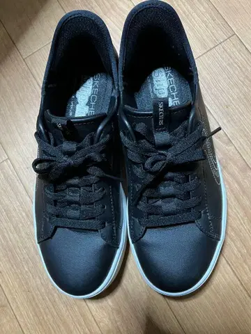 SKECHERS Slip-Ins 블랙 스니커즈