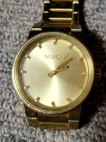 NIXON 골드 손목시계 남성용