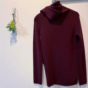 새상품급 듀얼뷰 머플러 세트 니트탑 긴팔 와인 레드