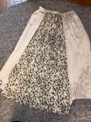 엘렌딕 ELENDEEK 플리츠 스커트