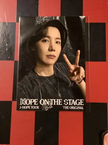 jhope hots original weverese 특전 브로마이드