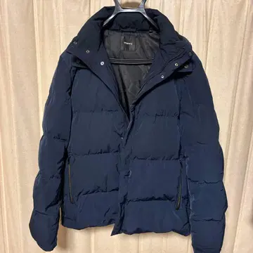 현행 택 띠어리 남성용 다운 자켓 theory L 사이즈