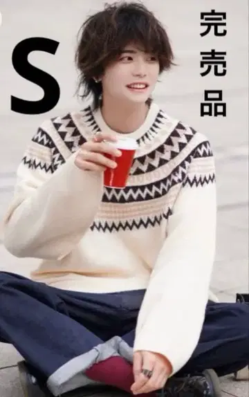 ADRER 극상 퍼지 니트 화이트 노르딕 무늬