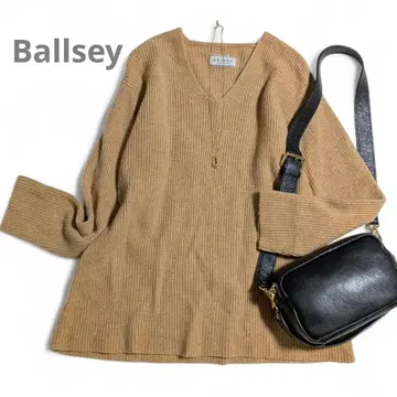 Ballsey 보르지 V넥 보송보송 울 니트 긴팔