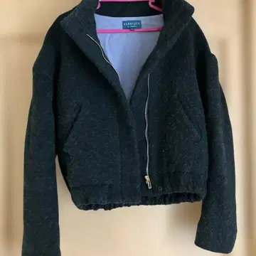 아모와르 카프리스 점퍼 블랙 그린