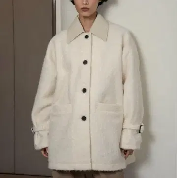 [ 택 포함 미사용 새상품 ] lawgy 디퍼런트 머티리얼 플러피 코트