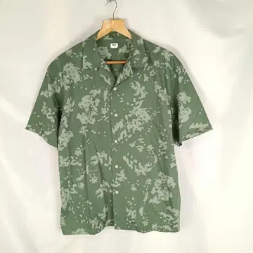 유니클로 아로하 셔츠 M 그린 계열 B4237