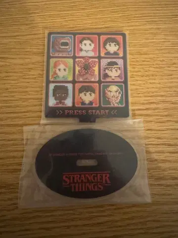 기묘한 이야기 아크릴 스탠드