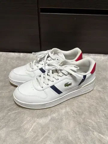 LACOSTE 화이트 가죽 스니커즈