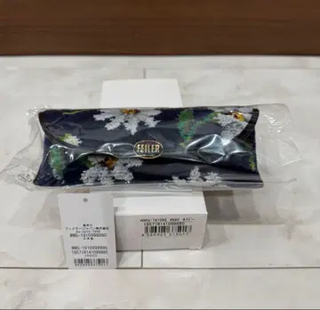 페이러 택 포함 미사용 새상품 박스 포함 화이트 마가렛 안경 케이스