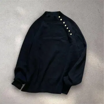 하이넥 스웨터 골드 버튼 레이온 블랙 리브 니트 엘레강트