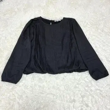 23구 44 빅 플리츠 블라우스 라메 블랙 루즈핏