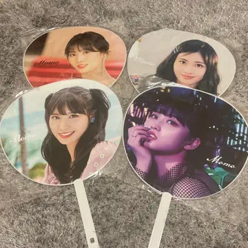 TWICE 모모 부채