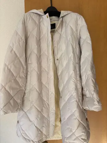 TAION UNFILO 퀼팅 자켓 아이보리