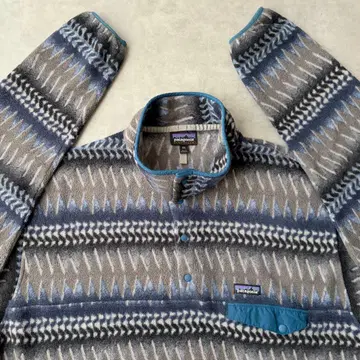 파타고니아 라이트웨이트 신틸라 스냅T 플리스 XXL 올 패턴