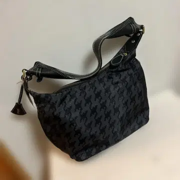 EXOTICA 블랙 하운드 투스 숄더백