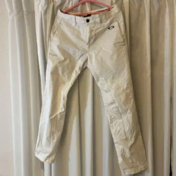 OAKLEY 퍼포먼스 핏 화이트 팬츠