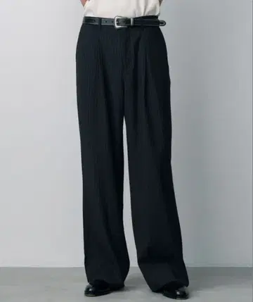 LURAKU 스트레이트 슬랙스 [ 스트라이프 ]