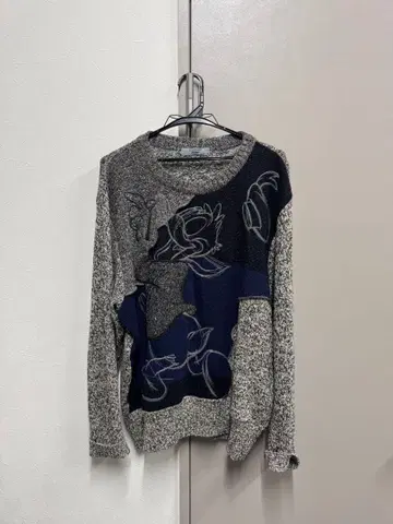 ICEBERG 도날드 자수 긴팔 니트