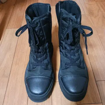 블랙 밀리터리 부츠 지퍼 포함