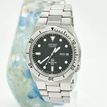 SEIKO SQ SPORTS 100 7546-603A 쿼츠 손목시계