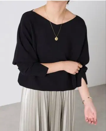 [ 앞뒤 2가지로 입을 수 있는 ] 루즈 V 돌먼 니트