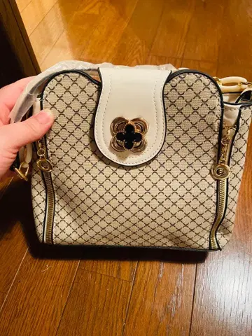 베이지 꽃 모티브 숄더백