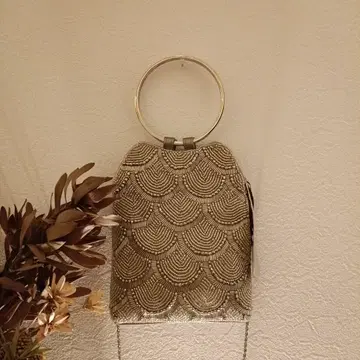 NOCTILUCA 우로코 비즈 자수 파티 백