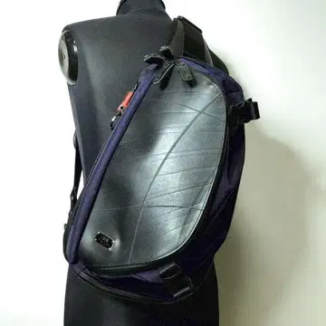 씰 바디백 원숄더백 익스팬더블 SEAL 일본제