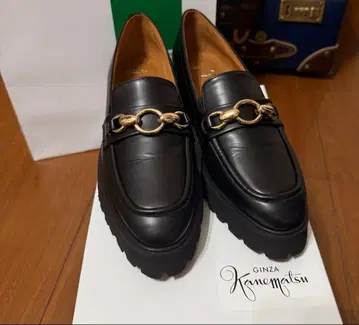 체인 통굽 로퍼