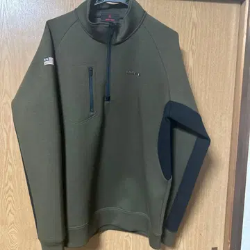 브리핑: 하프 지퍼 트레이닝복 / 긴팔 / L 사이즈