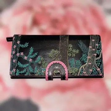 Jimmy Liao zippered long wallet