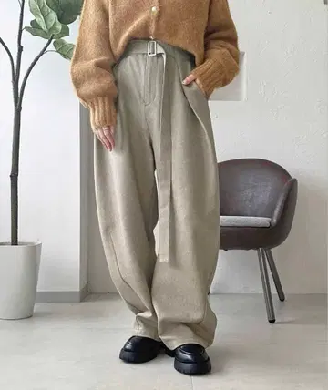 apres jour clair 허리 디자인 커브 팬츠 S