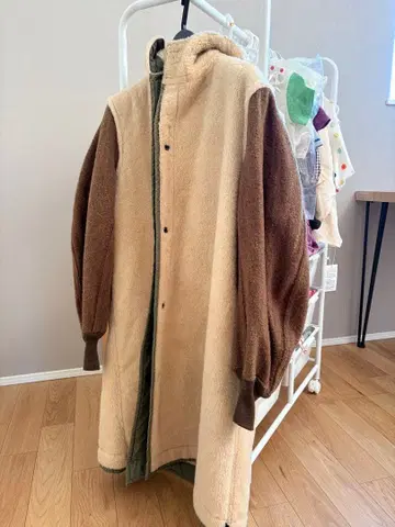 후드 부착 플리스 코트 보아 크림 카키 브라운 군복