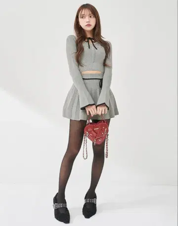 Darich 다리치 허리 오픈 리본 디자인 니트 미니 원피스