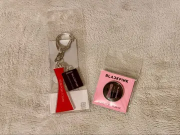 [ 고베 한정 ] BLACKPINK 고베 포트 타워 키링 & 핀 배지
