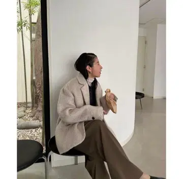 클라네 MIX SHAGGY 오버 테일러드 재킷