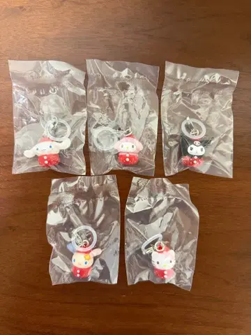 산리오 딸기 메지루시 액세서리