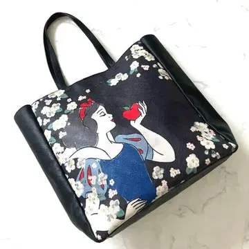 희귀 Cath Kidston Disney 콜라보 백설공주 토트 A4 가능