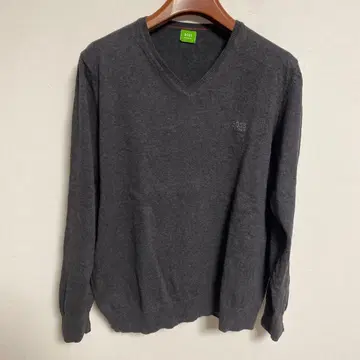 HUGO BOSS 휴고보스 다크 그레이 V넥 스웨터 L